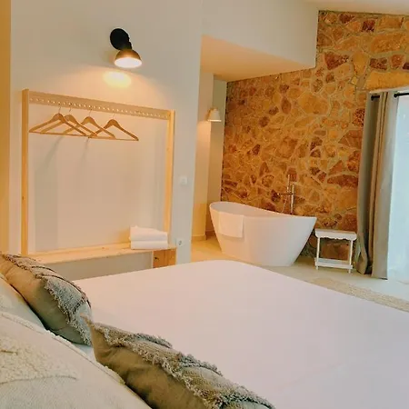 Can Bufi - Hotel & Winery Otel Llagostera