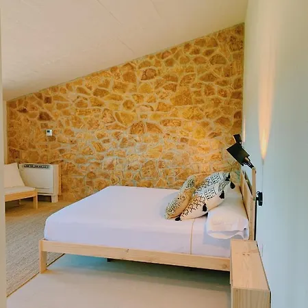 Can Bufi - Hotel & Winery Otel Llagostera