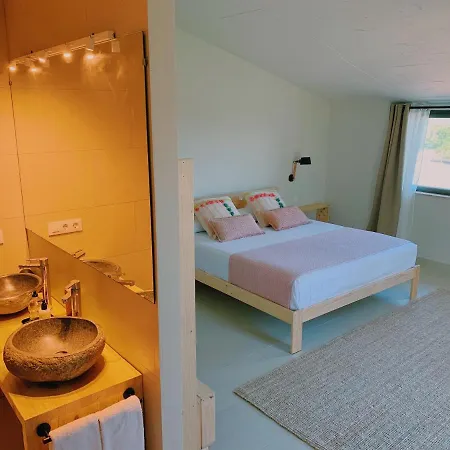 Can Bufi - Hotel & Winery Otel Llagostera